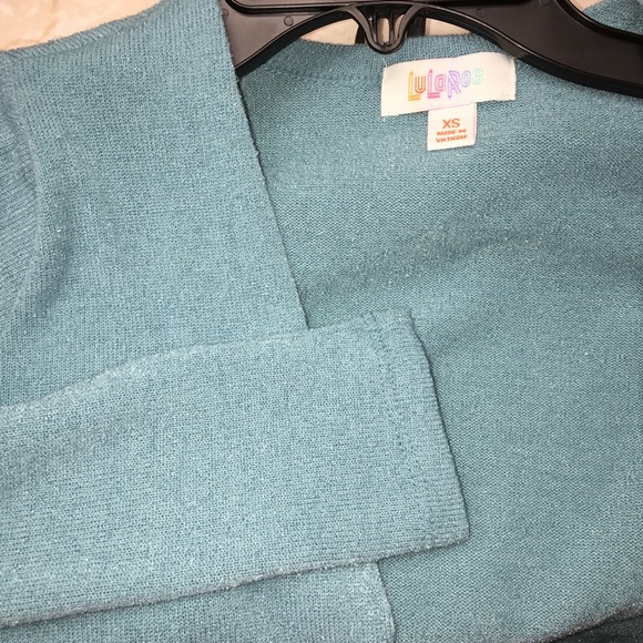 ❌SOLD❌ 💙 LuLaRoe Sarah Cardigan - XS - Picture 5 of 6